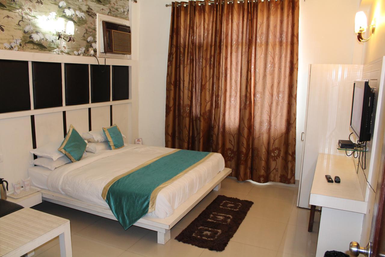 Hotel Mount View Katra  Bagian luar foto