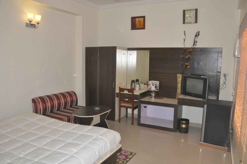 Hotel Mount View Katra  Ruang foto