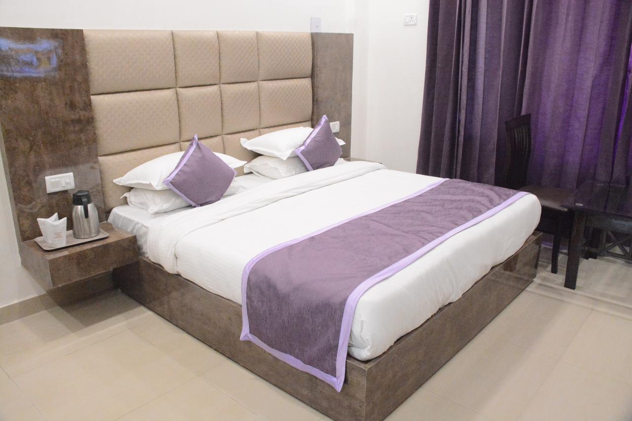 Hotel Mount View Katra  Bagian luar foto