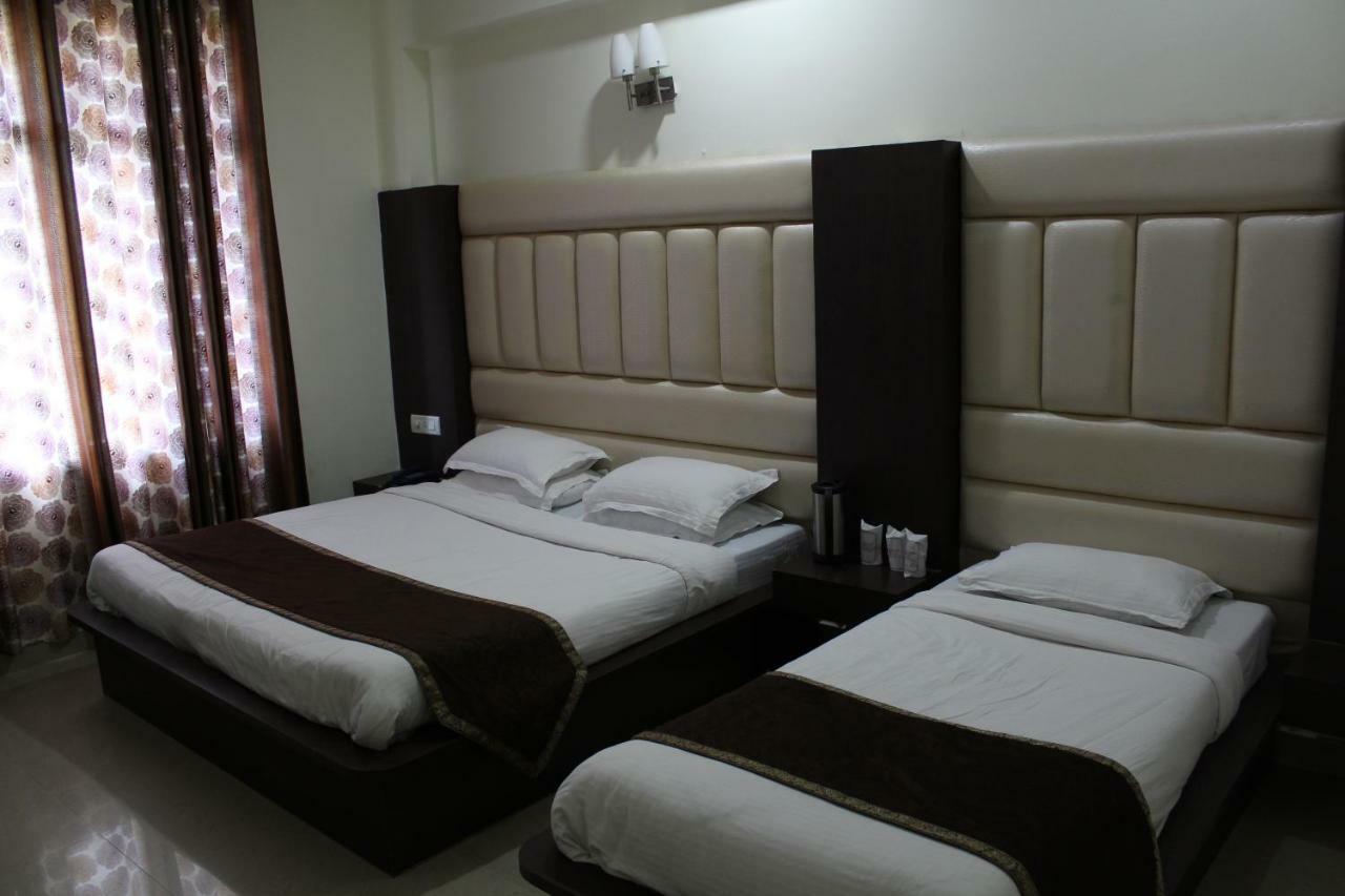 Hotel Mount View Katra  Bagian luar foto