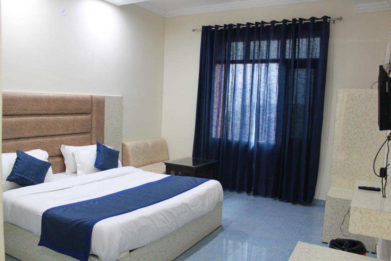 Hotel Mount View Katra  Bagian luar foto